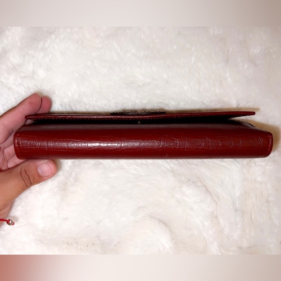 🆕GUCCI Red Leather GG Stud Interlocking Wallet - Picture 9 of 12